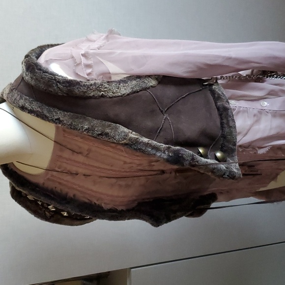 EUC Vintage Betsey Johnson Reversible Sheepskin Vest with Keychain Intact - Picture 4 of 14